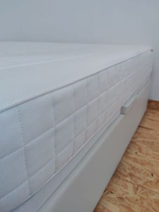 Cama IKEA 135x190 con colchón