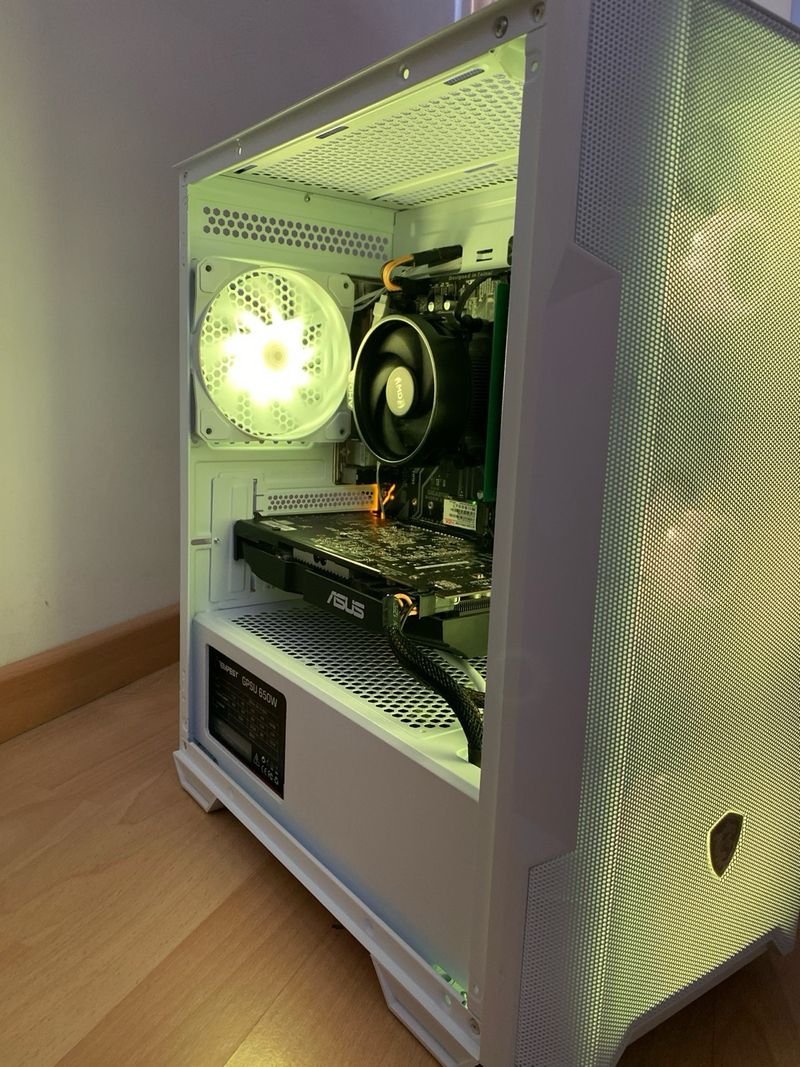 PC Gaming Ryzen 5 2600 + RX580 4GB | 16GB Ram afbeelding 2