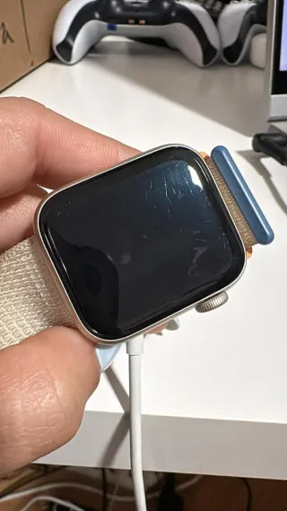 Apple Watch SE 2da Gen 40mm Beige 100% Batería