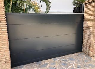 Motorización y Reparación Puertas de Garaje