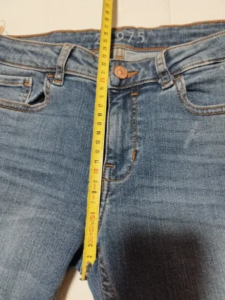 Pantalón vaquero Zara