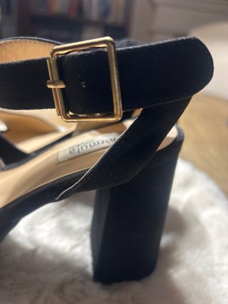 Sandalias tacón negras Formula Joven