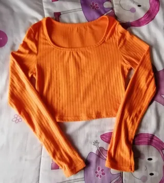 Top naranja Shein manga larga S
