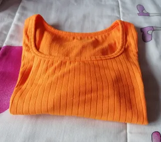 Top naranja Shein manga larga S