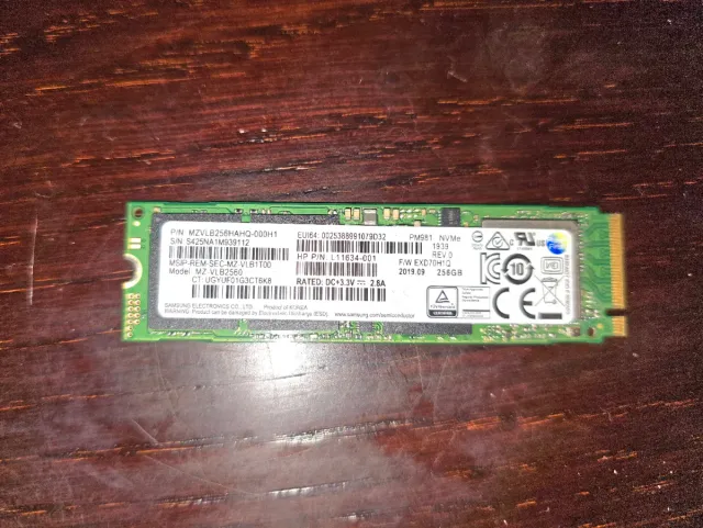 SSD Samsung NVMe 256GB MZ-VLB2560