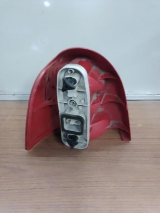 Piloto trasero derecho Renault Twingo (C06