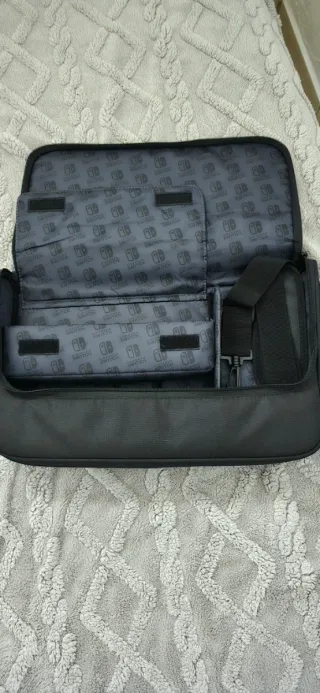 Nintendo Switch OLED Preto e Branco