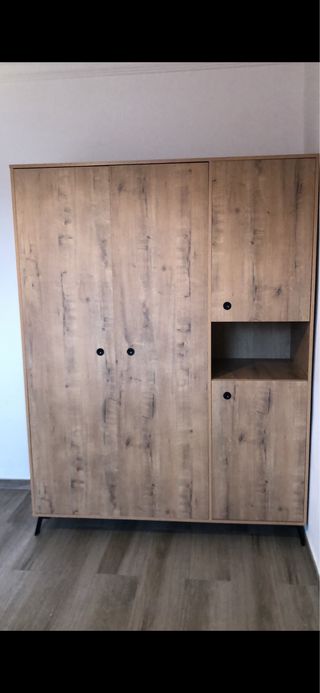 Armario 4 puertas estilo industrial