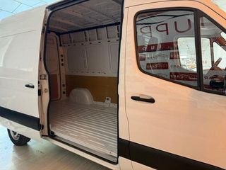 Mercedes-Benz Sprinter Chasis 314 CDI Medio 3.5T 105 kW (143 CV)