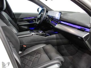 BMW Serie 5 550e xDrive 360 kW (490 CV)