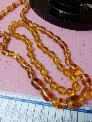 2 collane simil ambra