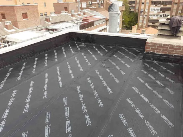 Impermeabilización tejado, terraza, fachada
