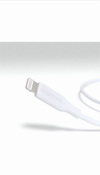 Cable USB-C a Lightning Amazon Basics 1,8m (NUEVO)