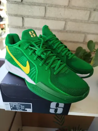 Nike Sabrina 2 Talla 38.5 Verde/Amarillo