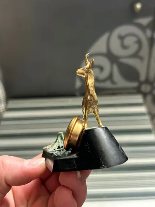 Termómetro de mesa vintage con antílope