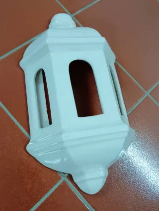 Lámpara de cerámica blanca de exterior y jardín