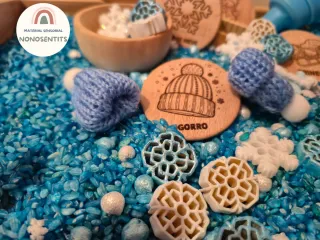 Bandeja sensorial muñeco de nieve