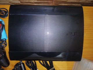 Consola PS3 con 3 Mandos y Juegos