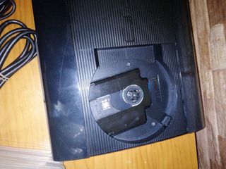 Consola PS3 con 3 Mandos y Juegos
