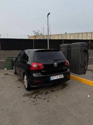 Volkswagen Golf 2005