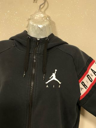 Felpa Air Jordan con cappuccio e zip Nera M