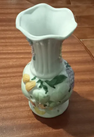 Lote 2 jarrinhas cerâmica porcelana