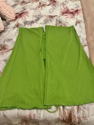 Mono verano acampanado verde