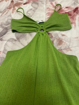 Mono verano acampanado verde