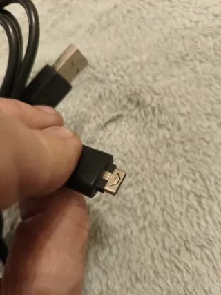 Cable datos USB para móviles LG (antiguo)