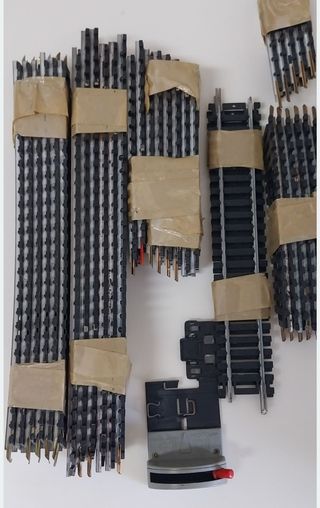 Conjunto de material de modelismo ferroviário Lima