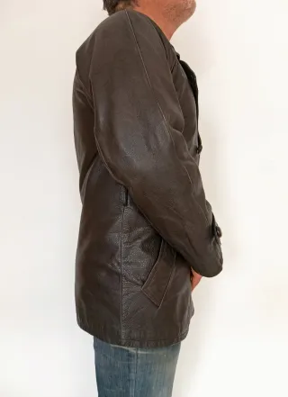 Tres cuartos cuero Daniel Hechter S Medidas indica