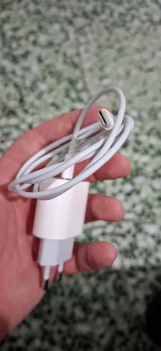 Cargador Apple iPhone 15/16 USB-C