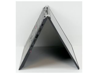 Portátil Lenovo X380 Yoga TÁCTIL (INCLUYE LÁPIZ)