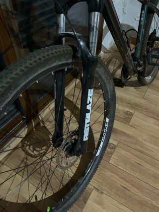 Bicicleta de montaña marca conor