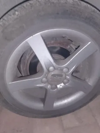 Llanta de aleación Seat