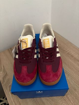 Adidas Samba Marrón/Rojo
