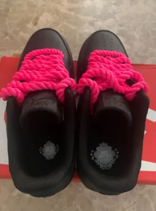 Zapatillas Nike Air Force 1 Negras con Cordones Ro