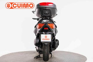 YAMAHA XMAX 300
