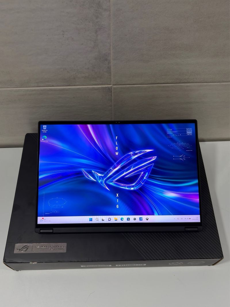 Asus RTX i9 1TB 240Hz Táctil afbeelding 2