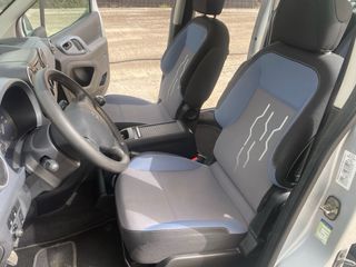 Peugeot Partner 2012