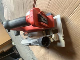 Sierra circular Milwaukee