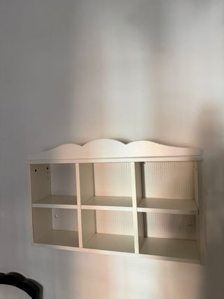 Estantería IKEA blanca modular infantil. Urge