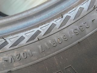 Neumático citroen 1151271 235/60/17 102v c4 black