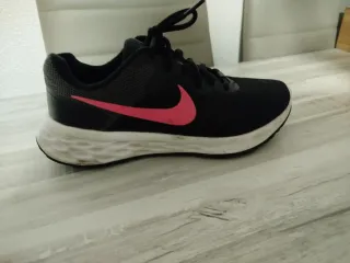 Zapatillas Nike Mujer Negras y Rosas