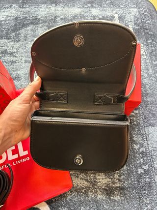 Bolso Diesel 1DR Negro Logo Metálico