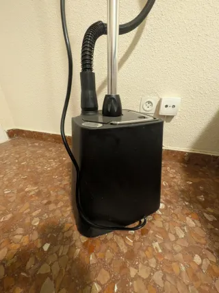 Plancha Vertical SteamOne Negra