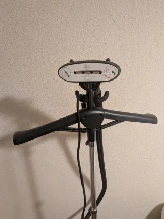 Plancha Vertical SteamOne Negra