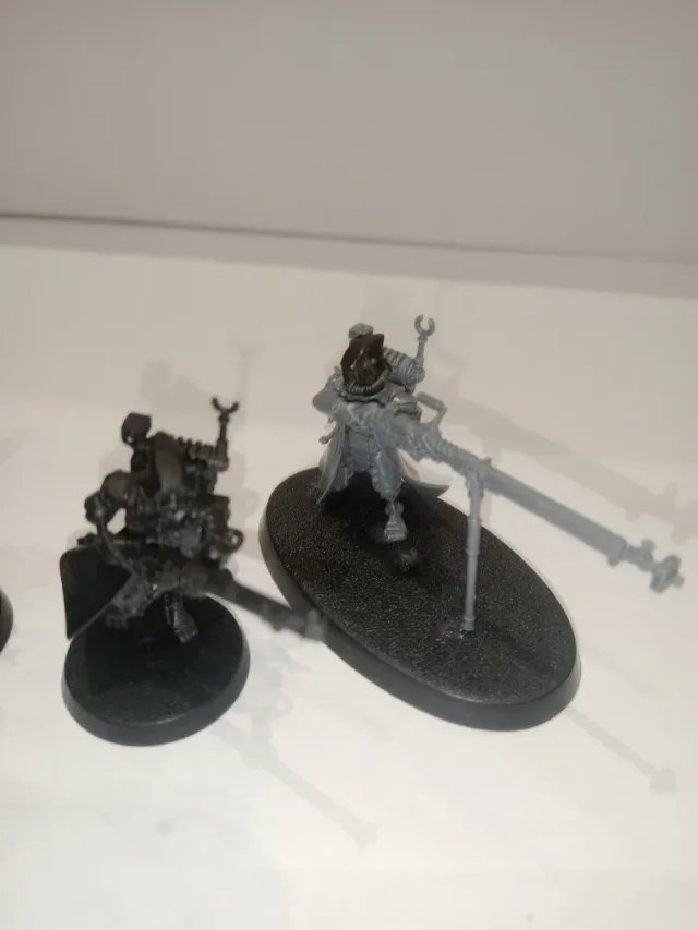 X4 adeptus mechanicus skitarii