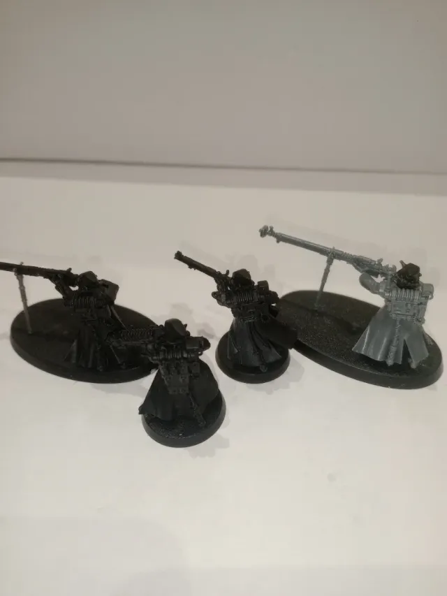 X4 adeptus mechanicus skitarii