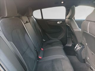 VOLVO C40 BEV 78KWH RECHARGE TWIN FIRST ED AWD 408 5P